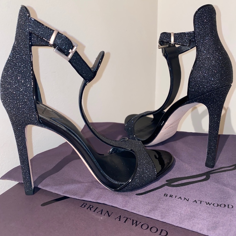 100% Authentic Brian Atwood Leigha pebbled black heels 7.5US